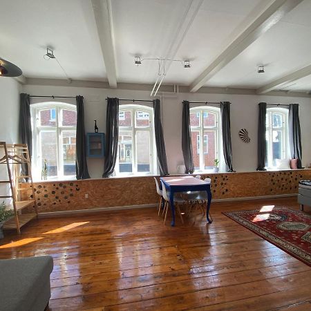 Gallery Studio In The Heart Of Hojer Luaran gambar